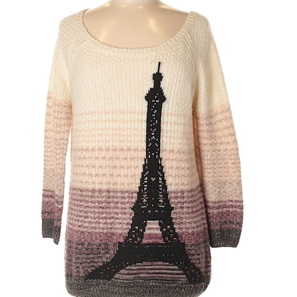 Pullover sweater.
